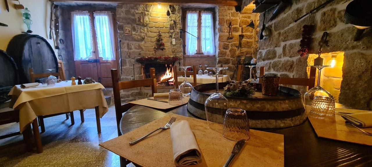 Al Vecchio Corso B&B Tempio Pausania Ngoại thất bức ảnh
