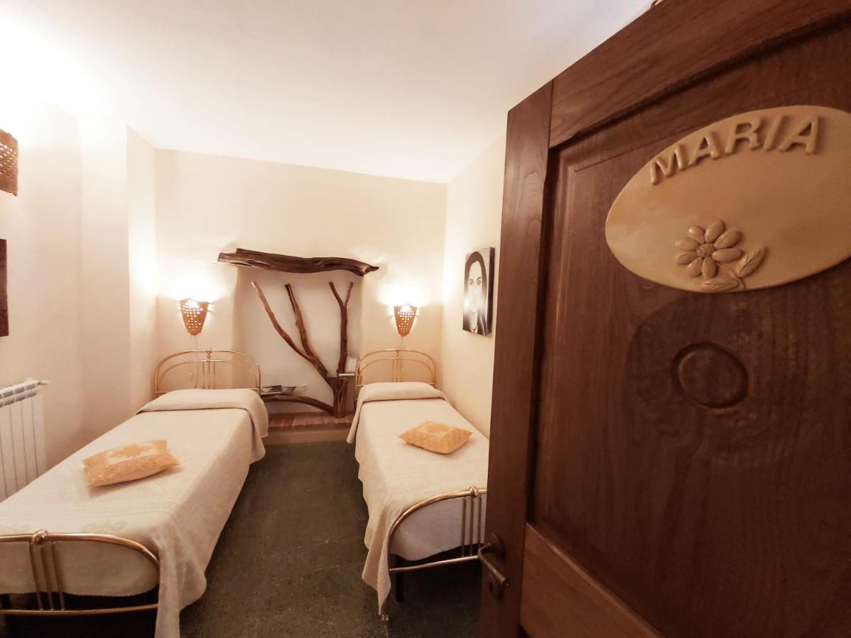 Al Vecchio Corso B&B Tempio Pausania Ngoại thất bức ảnh